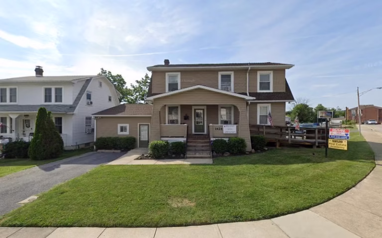 307206 rent works property management 768x480