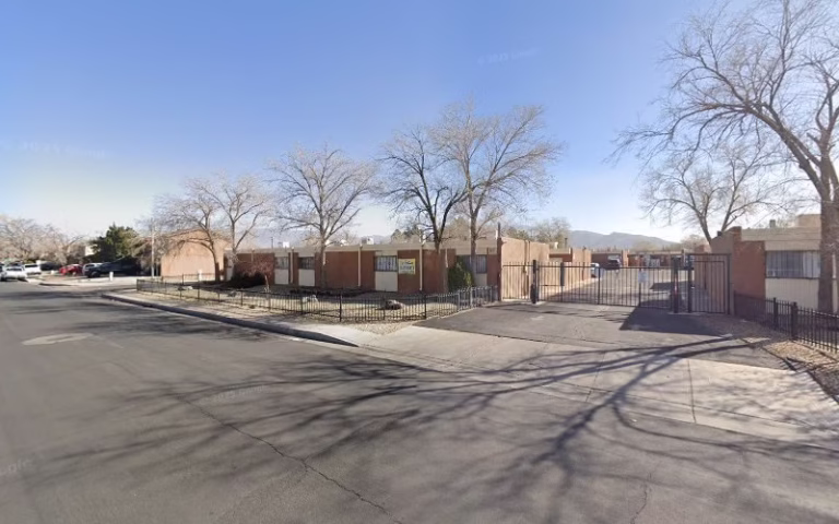 307484 casa grande realty llc 768x480