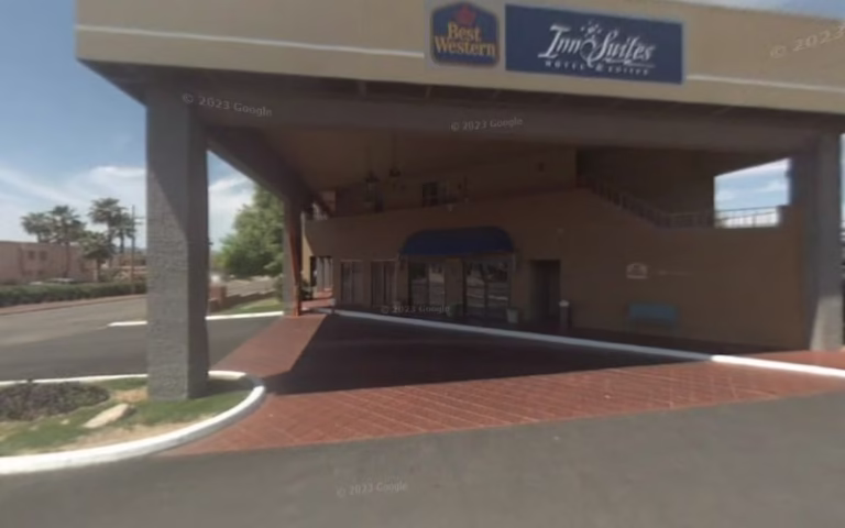 307548 crossroads property management 768x480