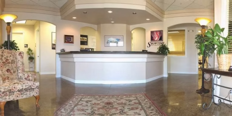 307814 showtime realty 768x384