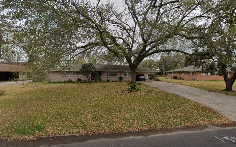 307932 brwm 8211 exterior wood refinishing baton rouge 1