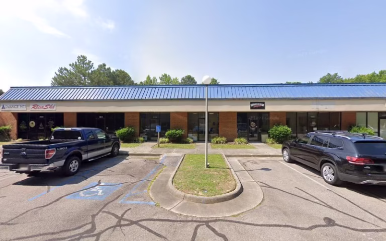 308380 bill jones painting contractor 768x480