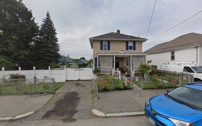 308434 bay side painting 1 768x480