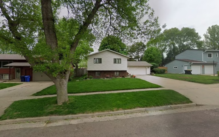 308527 eide painting 1 768x480