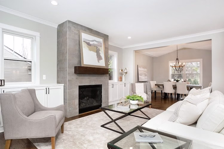 308738 spotlight staging and design