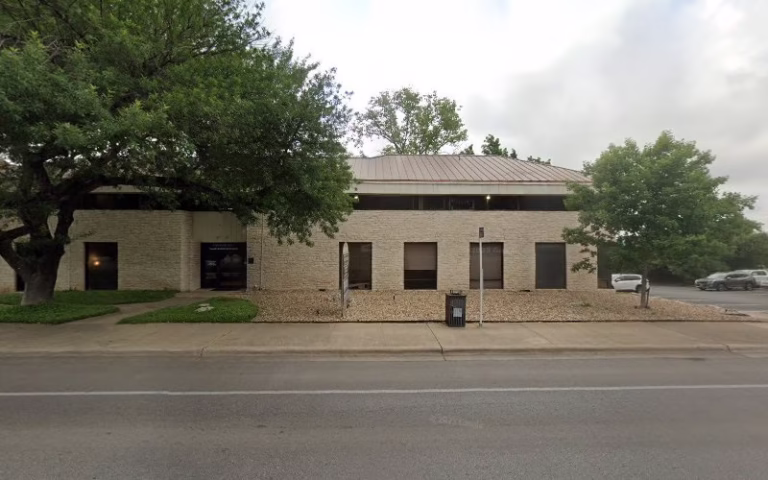 309129 allison jaffe interior design 768x480