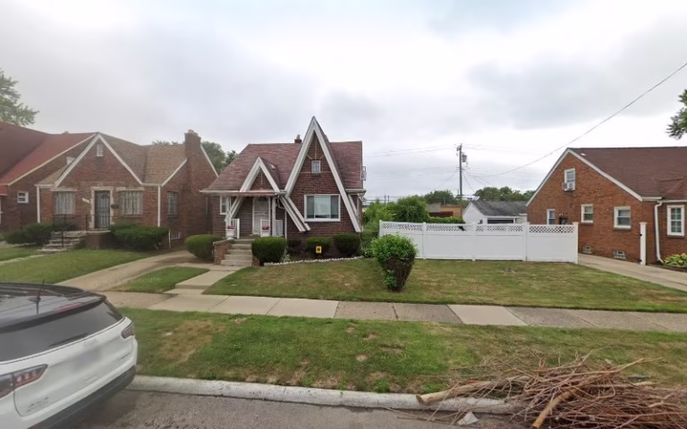 310800 inner city tree services 768x480