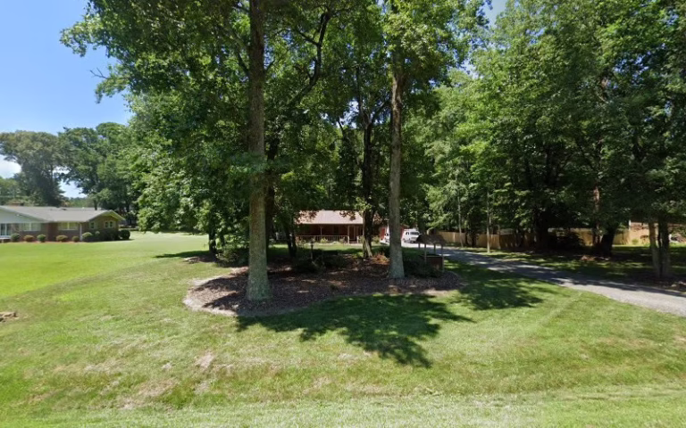 314816 roberts glass 768x480