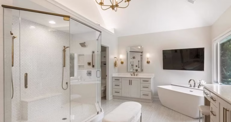 317765 luxurious construction llc 768x406