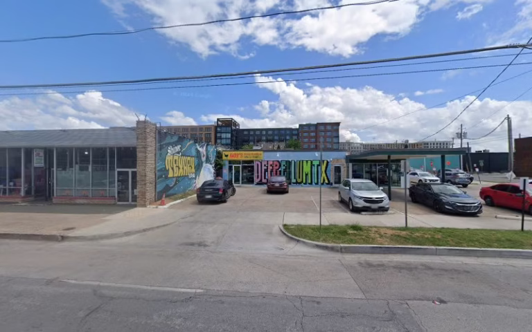 317962 prime bathroom remodeling 768x480