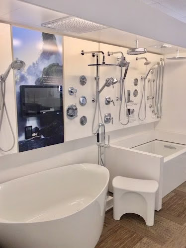 318079 majestic bath 1