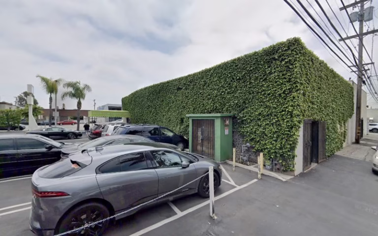 319012 royalty pressure cleaners 768x480