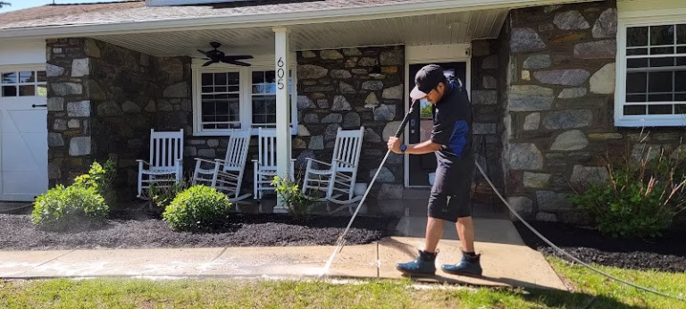 319286 all pressure washing and window cleaning 768x346