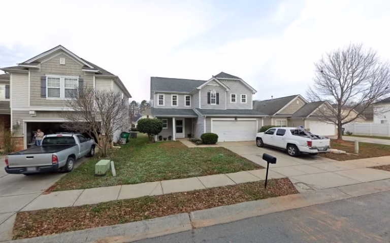 319613 good work pressure washing 768x480