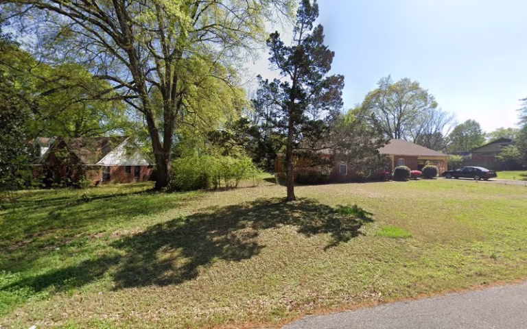 319936 greg martin pressure washing 768x480