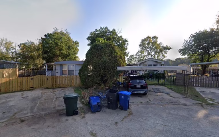 320711 down home mobile home repair 1 768x480