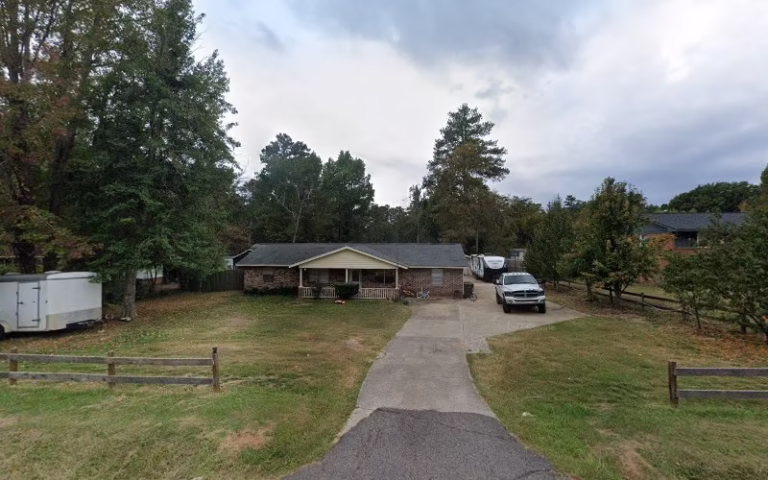 320735 stress free home repair 768x480