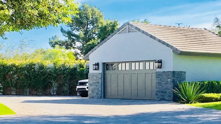 321277 garage door solved 768x432