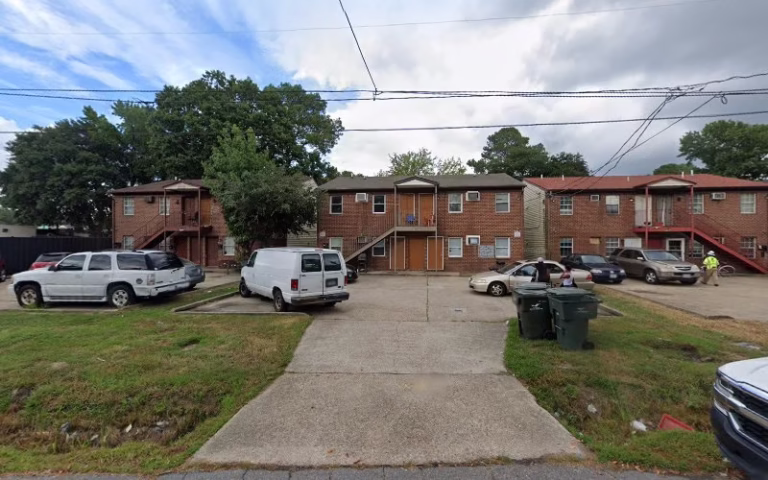 321467 integrity garage door repair 768x480