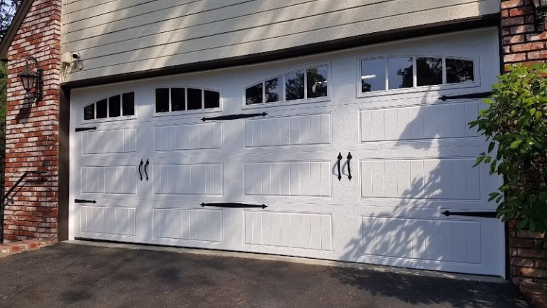 321823 kustom garage doorz 768x432