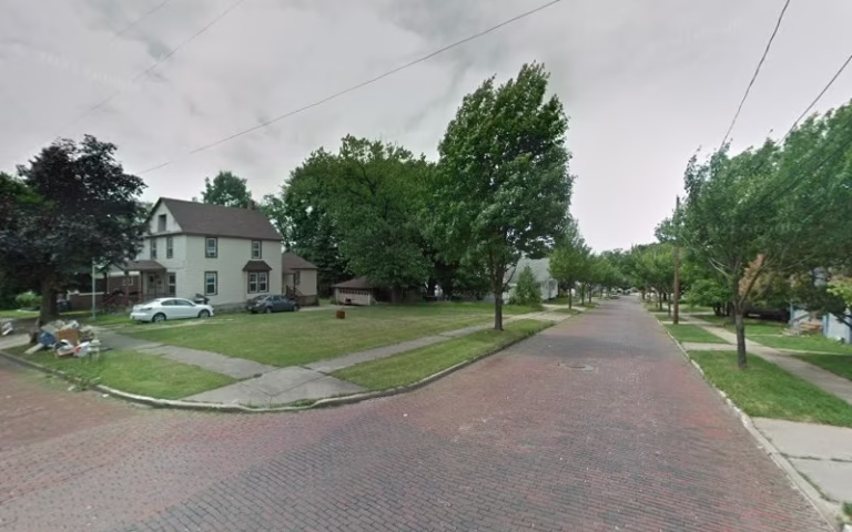 322081 dave garage door repair garage spring opener service 768x480