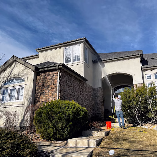 322459 a good front window cleaning pressure washing