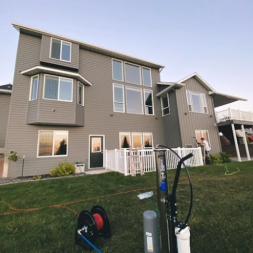 322503 lux window cleaners