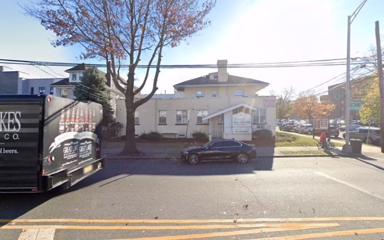 322812 wells cleaning company 768x480