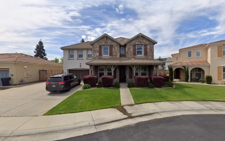 323063 cloud 9 window shine 1 768x480