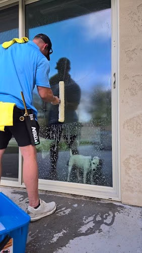 323095 vankempen window cleaning llc