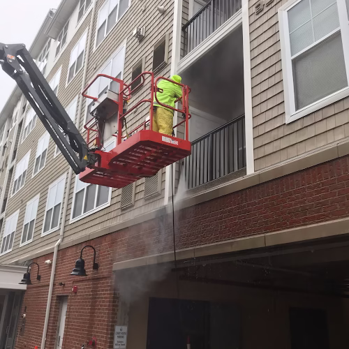 323350 united window cleaning llp