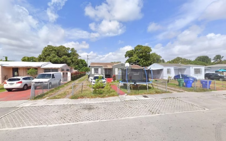 323671 torres roofing 768x480