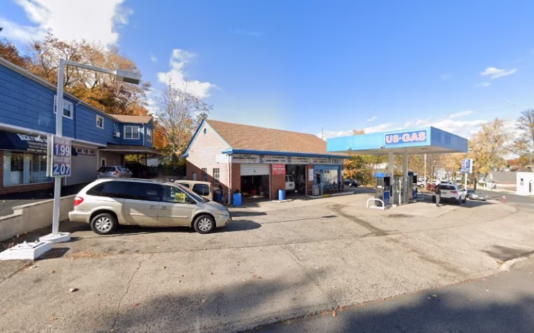 323961 clifton siding window 768x480