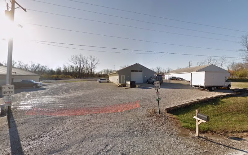 324093 carls home improvement gutter installation 1