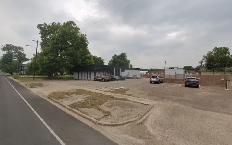 324430 versatile real estate company 768x480