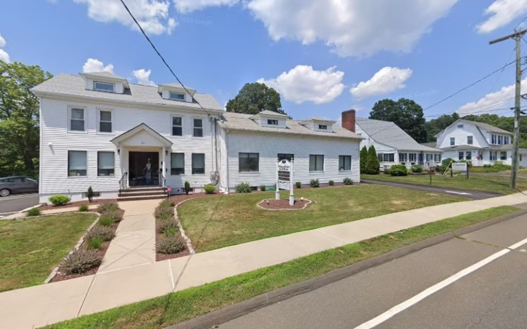 325188 unique property management llc 768x480