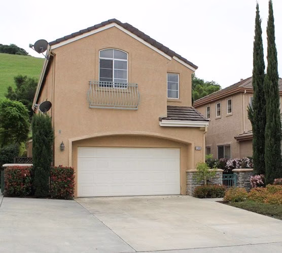 325403 golden state property management