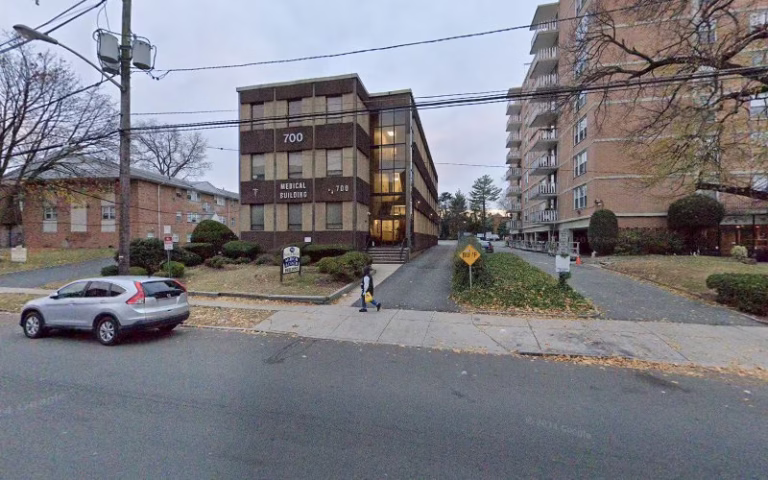 325434 yalekent llc 768x480