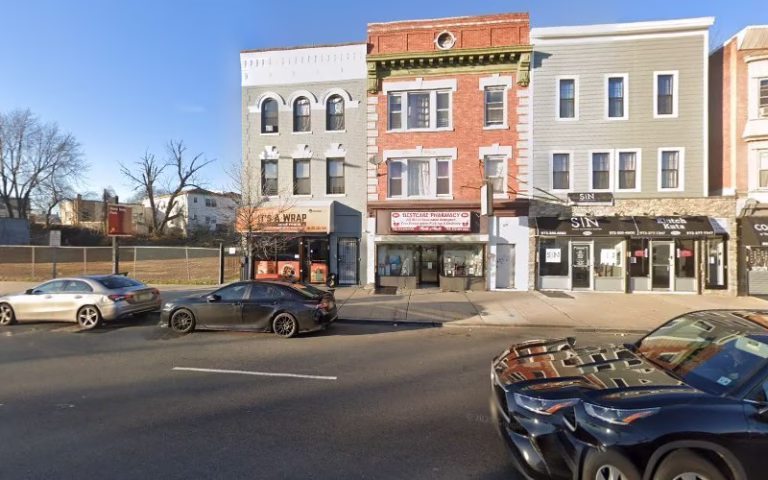 325458 rafeh realty 768x480