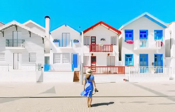 325529 california flats llc