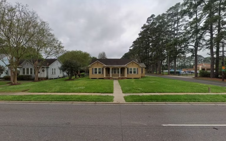 325613 broussard properties llc 768x480