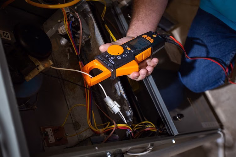 325802 servicemaxx llc