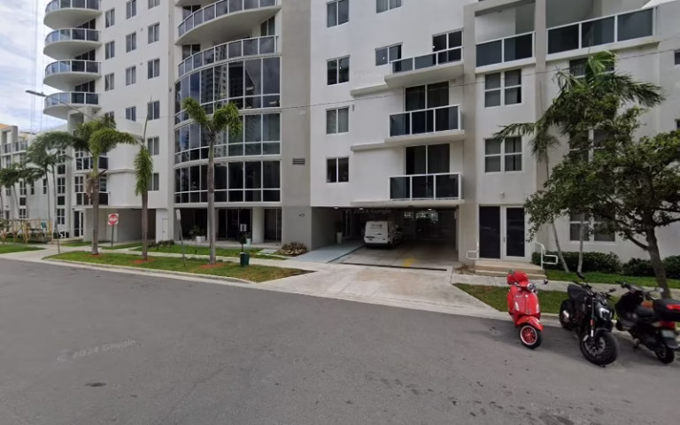 327212 blqmiami llc property management 768x480