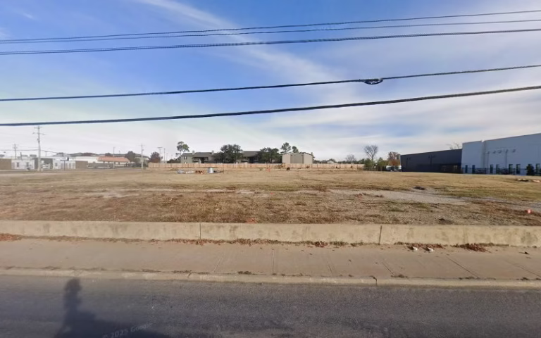 327722 vicki berg property manager 768x480