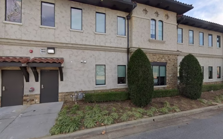 327731 918 rentals property management 768x480