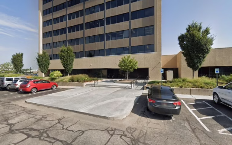 328177 key management 768x480