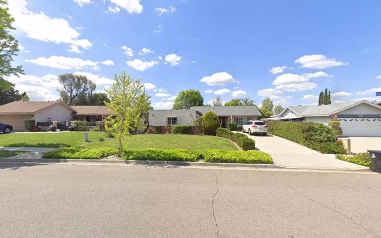 328712 litehouse community management 768x480