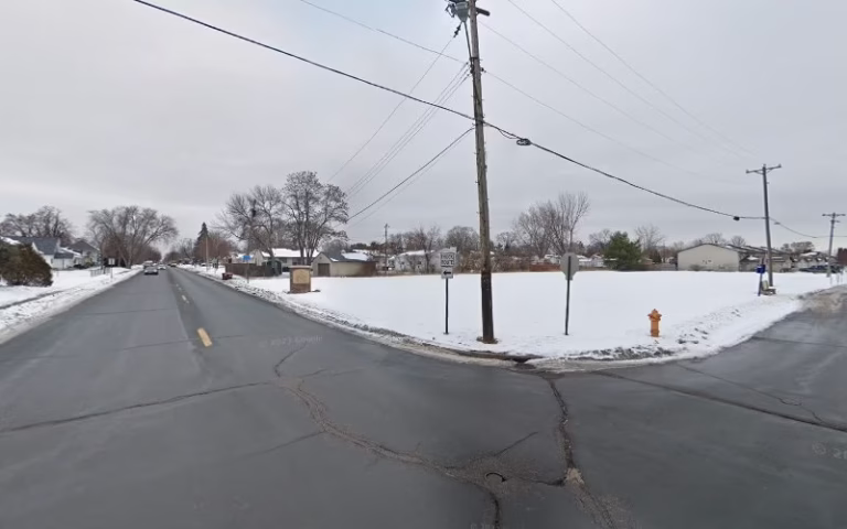 329298 mr property manager 768x480