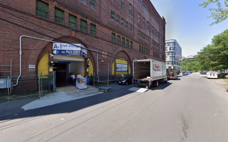 331503 a1 property management 768x480