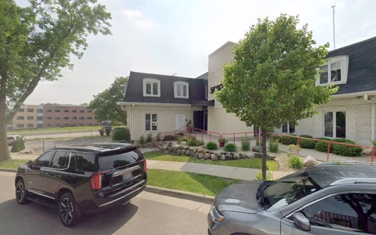 331696 front porch property management 768x480